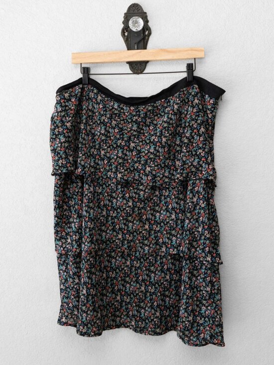Lane Bryant Dresses & Skirts - Lane Bryant Skirt Womens 24 Black Floral Tiered Ruffle Mini Side Zip Plus Size
